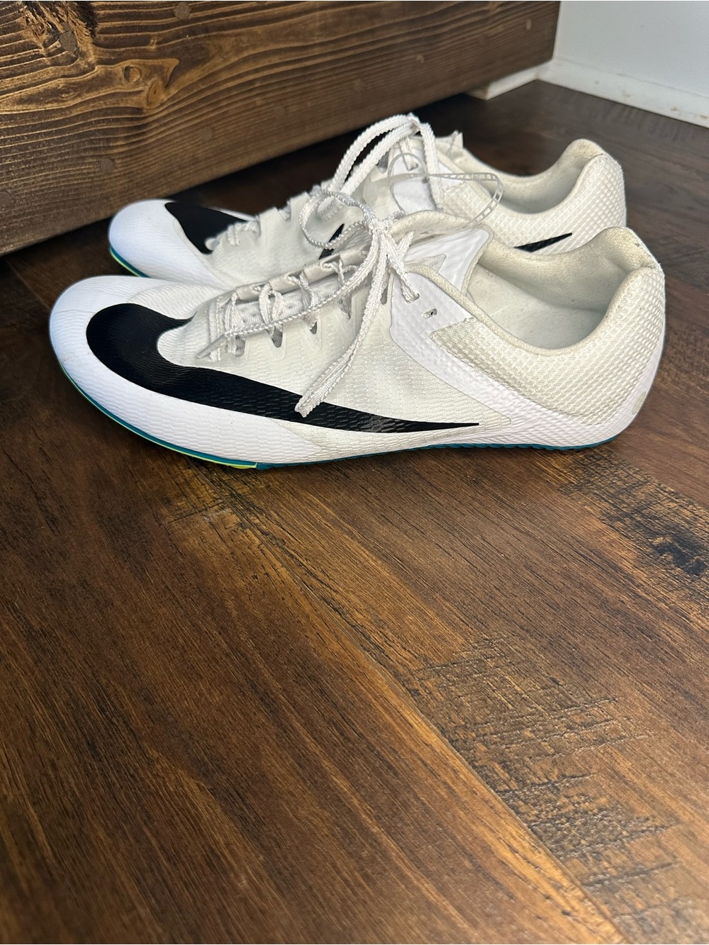 Nike Men’s White Athletic Track Spikes with Black Swoosh